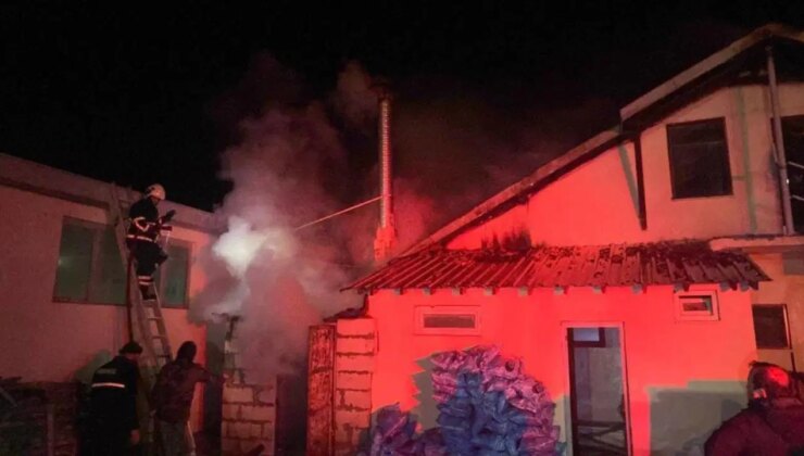 Bilecik’te mermer fabrikasında yangın!