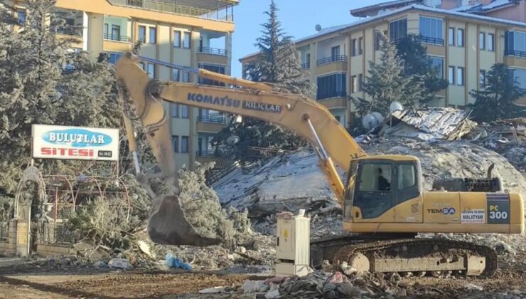 Bilirkişi raporu gelmedi: Bulutlar Sitesi davası ertelendi