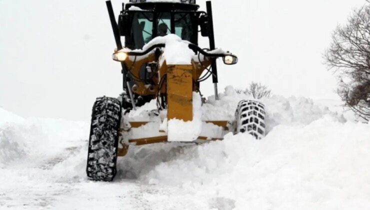Bitlis’te kar esareti: 51 köy yolu ulaşıma kapandı