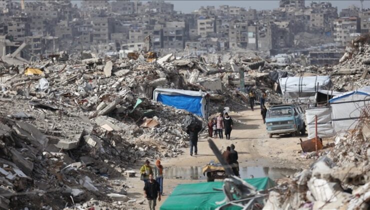 BM: Gazze’deki molozları temizlemek 7 yıldan fazla sürer