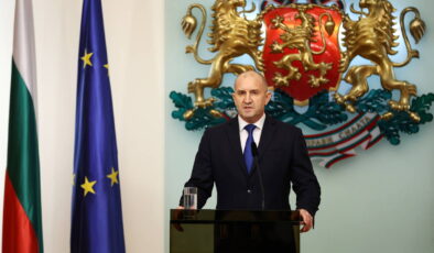 Bulgaristan Cumhurbaşkanı Radev istifa kararı aldı