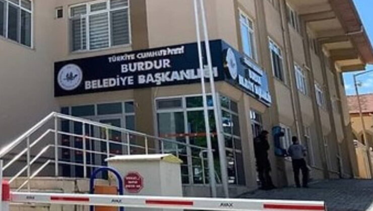 Burdur Belediyesi’nden 2 bin yurttaşa Ramazan desteği