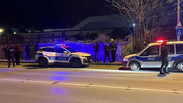 Burdur’da 17 yaşındaki çocuk, arkadaşını bıçakla yaraladı