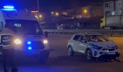 Bursa’da feci kaza… İki otomobil birbirine girdi: Yaralılar var!