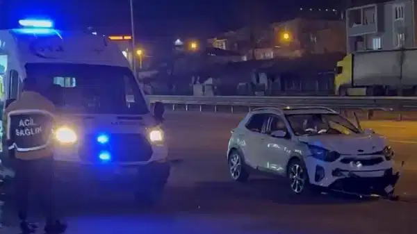 Bursa’da feci kaza… İki otomobil birbirine girdi: Yaralılar var!