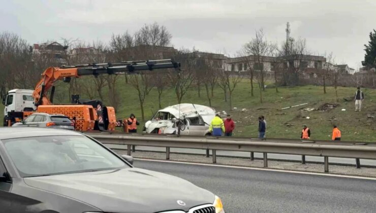 Büyükçekmece TEM Otoyolu’nda kaza: 5 yaralı