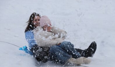 Çamlıhemşin’deki Kış Festivali Ayder Yaylası’nı canlandırdı