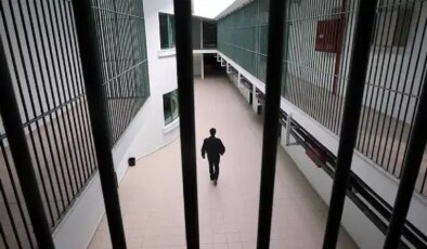 Cezaevinde çıkan tartışma kanlı bitti: 21 hükümlü hastaneye kaldırıldı!