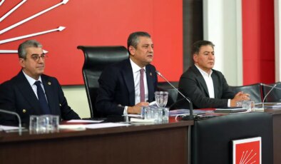 CHP MYK yılın ilk toplantısını yaptı: ‘Süreç’ ve ABD’nin Venezuela saldırısı ele alındı