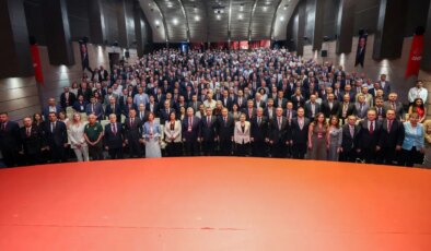 CHP’li büyükşehir belediye başkanları 16-18 Ocak’ta Mersin’de bir araya gelecek