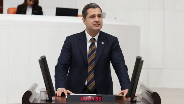 CHP’li Deniz Yücel, öğrencilerin bursuna yapılan yüzde 33’lük zammı Meclis gündemine taşıdı