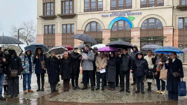 CHP’li Kır’dan Ordu Büyükşehir Belediyesi’ne barınak tepkisi: ‘Hayvanlar betonda bırakılıyor’