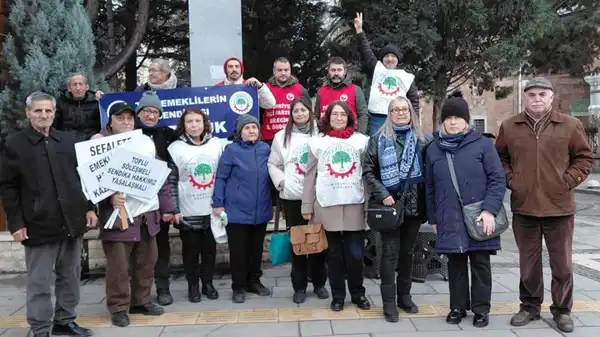 CHP’nin ‘Meclis’i terk etmeme’ eylemine Bilecik’ten destek: ‘Emekten yana güçleri direnişe çağırıyoruz’