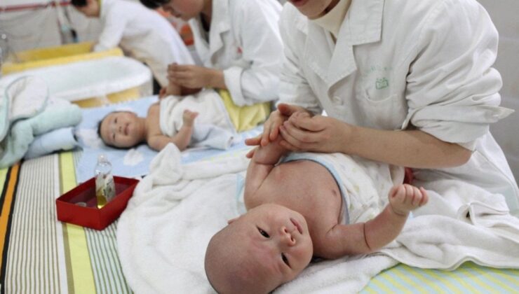 Çin’de doğum oranı 1949’dan bu yana en düşük seviyede