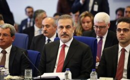 Çok konuşulacak ‘Dışişleri’ iddiası: Fuat Oktay, Bakan Fidan’ın ekibini fırçaladı