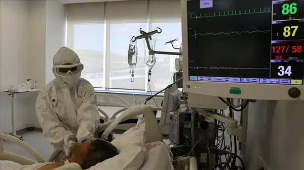 Dağınık yerleşkeler tıpta uzmanlık eğitimini çıkmaza sürüklüyor: ‘Asistan hekim maaşı kiralara yetmediği için evimi taşıyamadım’