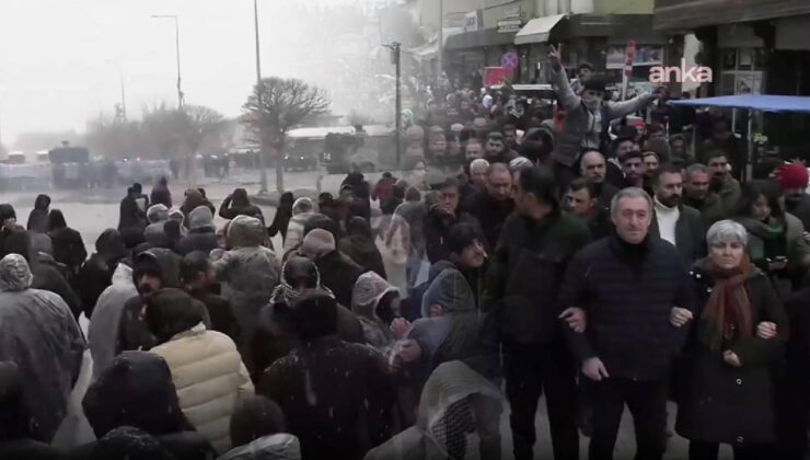 DEM Parti Eş Genel Başkanı Bakırhan’ın katıldığı Suruç’taki yürüyüşe polis müdahalesi