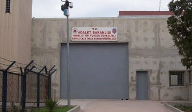 DEM Parti heyeti, İmralı’da Abdullah Öcalan’la görüşüyor