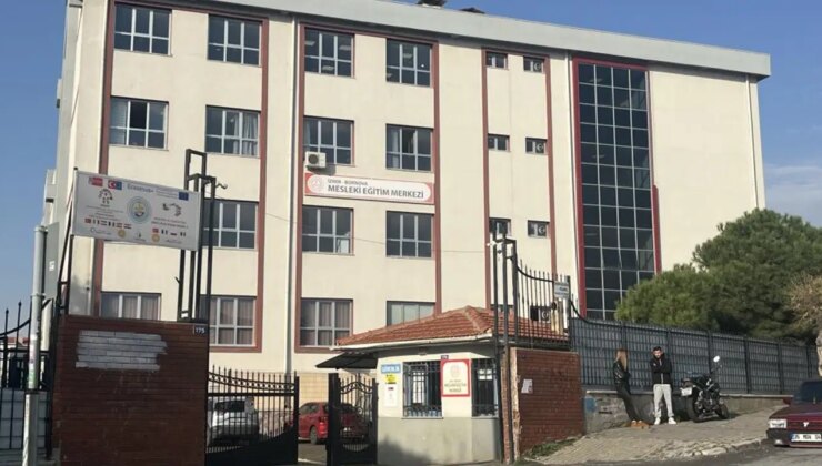 Ders saatinde öğrencileri evine götürüp temizlik yaptıran öğretmene soruşturma