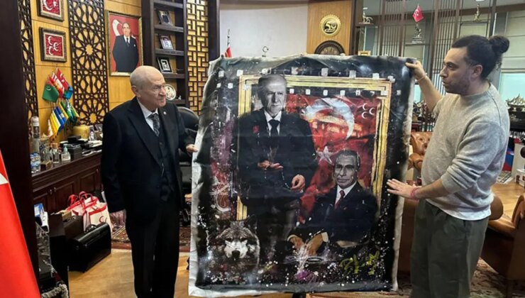 Devlet Bahçeli’ye dikkat çeken hediye