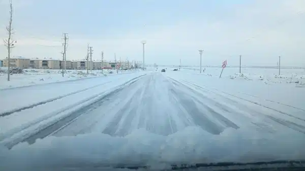 Diyarbakır’da kar yağışı etkili oldu: Uçuşlar iptal edildi!