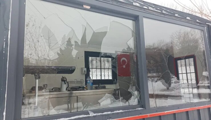 Diyarbakır’da zabıta bürosuna taşlı saldırı!