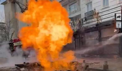 Doğalgaz boru hattı patladı: Alevler metrelerce yükseldi!