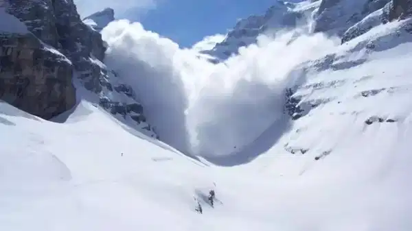 Doğu Karadeniz ve Doğu Anadolu için çığ uyarısı