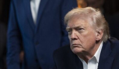 Donald Trump’ın, Venezuela operasyonunu izlediği anlar paylaşıldı