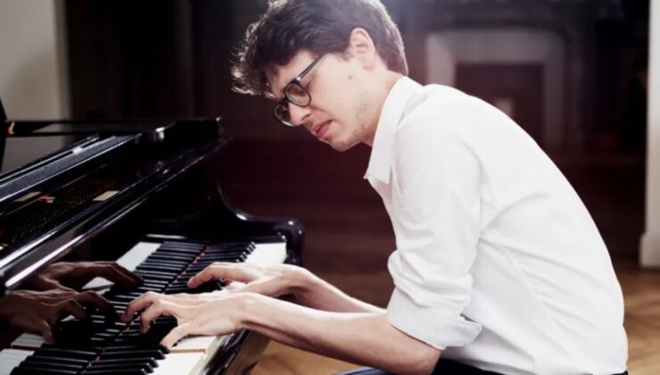 Dünya Yıldızları ve gençler, İş Sanat’ta buluşuyor