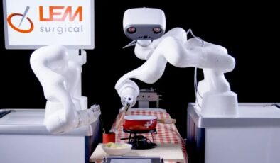 Dünyanın ilk insansı cerrahi robotu CES 2026’da tanıtıldı