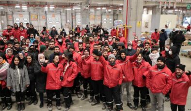 Düşük maaş zamlarına karşı greve çıkan Migros depo işçileri işten atılmalarının ardından yurttaşlara boykot çağrısı yaptı!