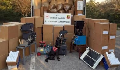 Ekiplerden Edirne’de ‘kaçak tütün’ operasyonu: 4 gözaltı