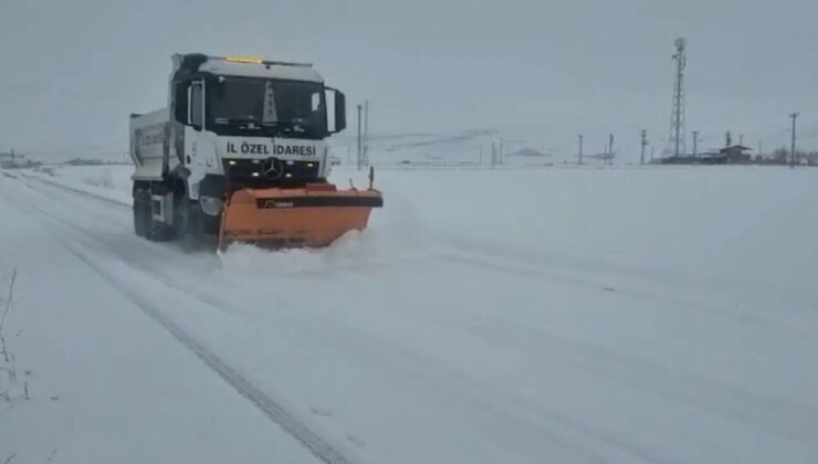 Elazığ’da kar nedeniyle 273 köy yolu ulaşıma kapandı