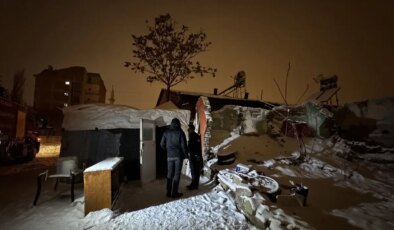 Elazığ’da müstakil evdeki yangında dumandan etkilenen engelli kız çocuğu öldü