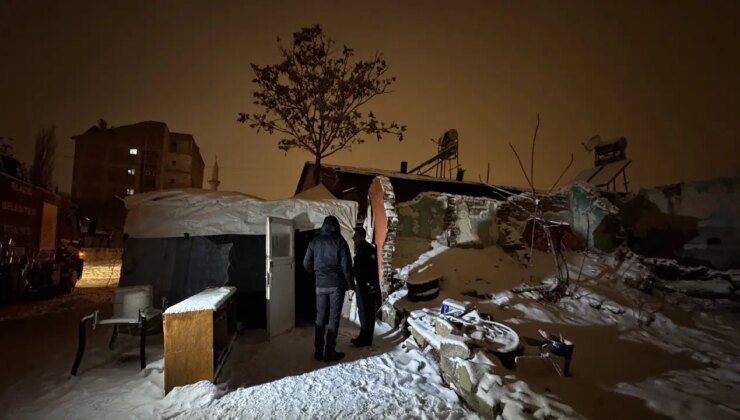 Elazığ’da müstakil evdeki yangında dumandan etkilenen engelli kız çocuğu öldü