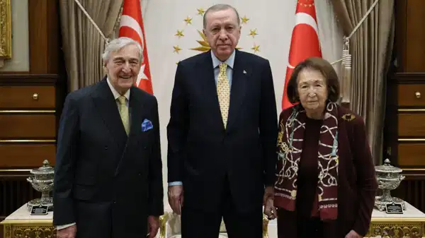Erdoğan, Rahmi Koç ve Semahat Arsel’i Cumhurbaşkanlığı Sarayı’nda kabul etti