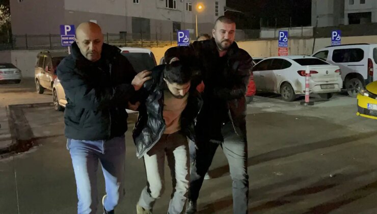 Eskişehir’de otomobilin çarptığı 3 yaya hayatını kaybetti: Sürücünün başka bir araçla yarıştığı ortaya çıktı!