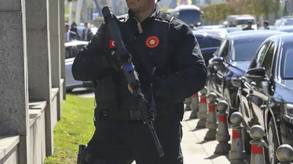 Evli olduğu kadına şiddet uygulamıştı: Cumhurbaşkanı Koruma Dairesi personeli hakkında tutuklama kararı!