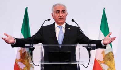 Eylemcilere “Yardım yolda” diyen Pehlevi orduyu isyana çağırdı