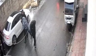 Faciadan dönüldü: Kopan elektrik teli gençlerin üzerine düştü