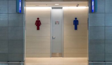 Fransa bunu konuşuyor: Necasetten taharet laikliğe aykırı mı?