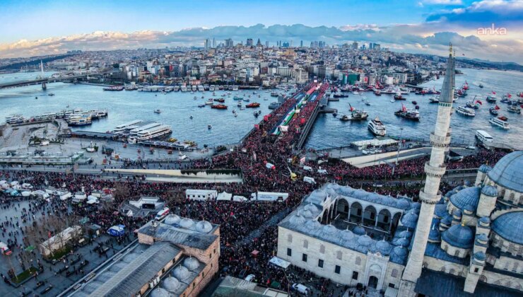 Galata Köprüsü’nde Filistin’e destek mitingi yapıldı