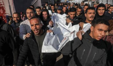 Gazze’de can kaybı 71 bin 419’a yükseldi