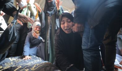 Gazze’de can kaybı 71 bin 548’e yükseldi