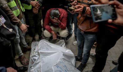 Gazze’de toplam can kaybı 71 bin 657’ye yükseldi