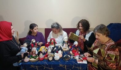 Geri dönüşümden sanata: Edirne’de bez bebekler yeniden doğuyor