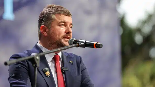 Görkem Duman kimdir? Buca Belediye Başkanı Görkem Duman kaç yaşında, nereli? Görkem Duman evli mi?