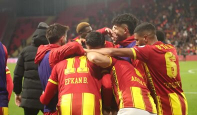 Göztepe, İstanbul temsilcilerinden puanları topladı