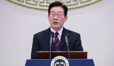 Güney Kore Devlet Başkanı Lee’den Çin Devlet Başkanı Xi’ye övgü